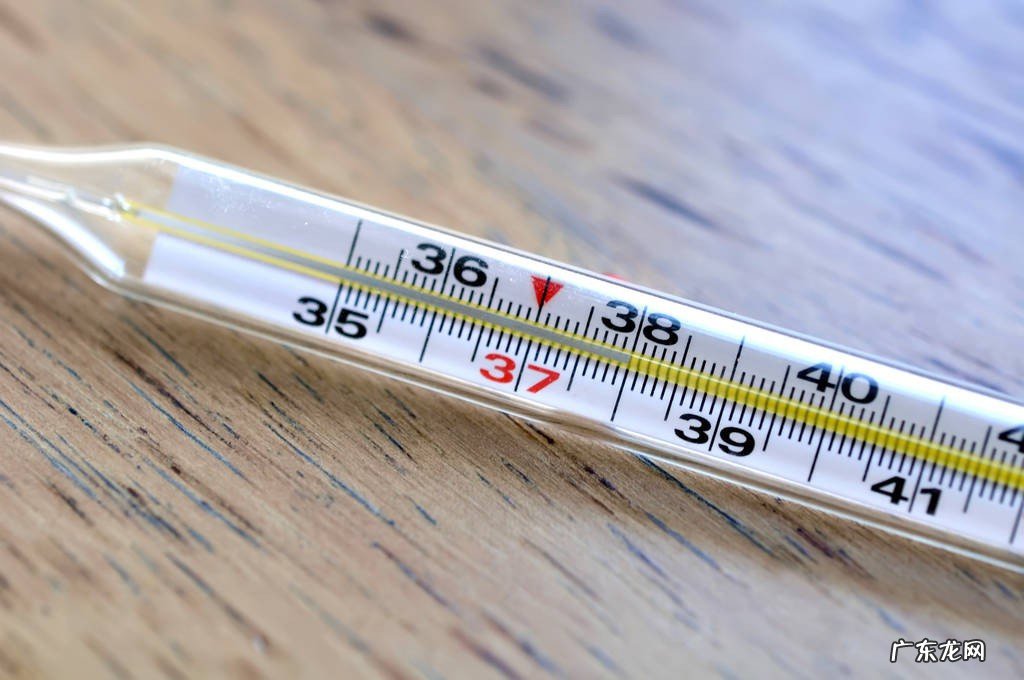 水银温度计怎么用