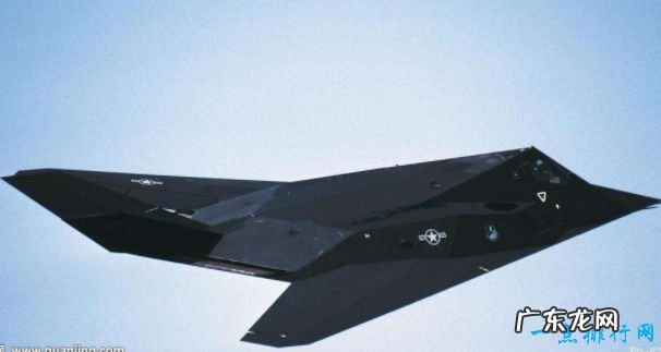 世界首个人造黑洞 军事潜力巨大