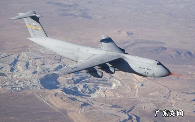 世界十大运输机排名 安-225运输机最大载货量为250吨