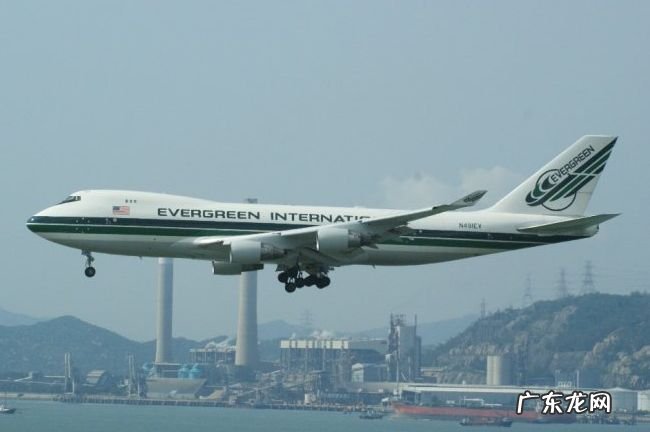 世界十大运输机排名 安-225运输机最大载货量为250吨