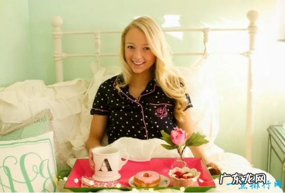 适合送给女朋友的十种最佳礼物 珠宝首饰是女人的最爱