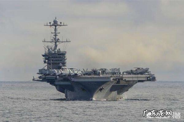 为什么航母底下那么窄而上面那么宽却不会侧翻