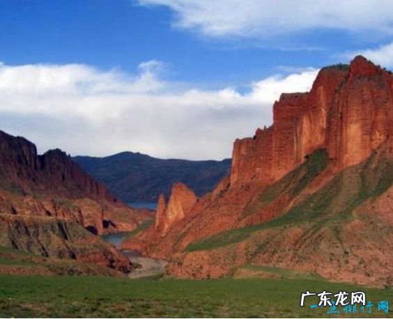 中国四大盆地 准噶尔盆地恐怖怪诞堪称魔鬼城