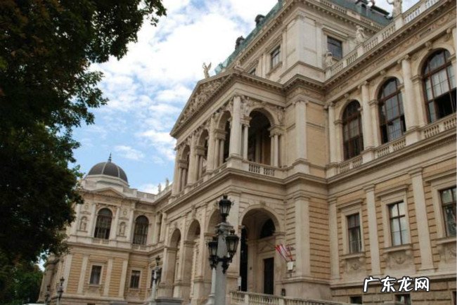 2018年奥地利维也纳大学世界排名 留学费用