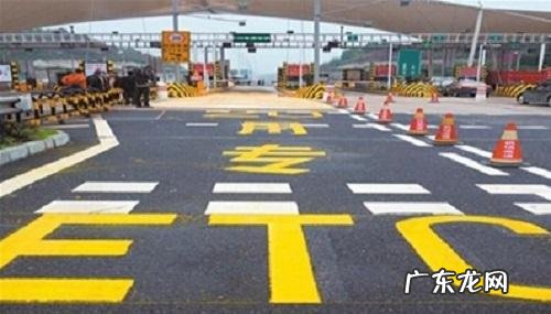 赵本山徒弟骑摩托车过收费站意外死亡,摩托车可以上高速路吗