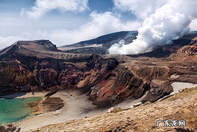 世界上最深的海沟 马里亚纳海沟被认为是地球表面最深处