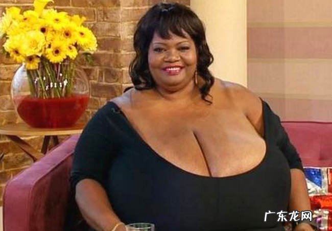 世界十大乳神排行 世界上最大胸有一个小孩那么重