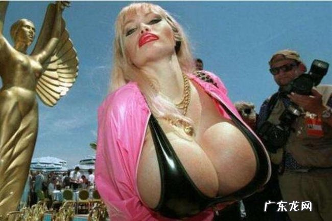 世界十大乳神排行 世界上最大胸有一个小孩那么重