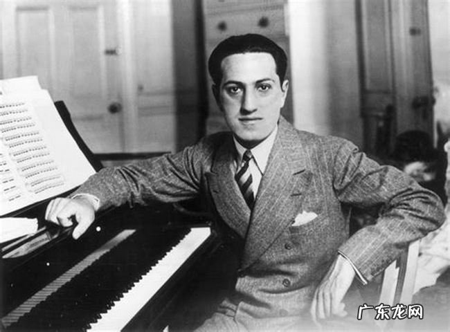 十首好听的萨克斯名曲 震撼你的心灵