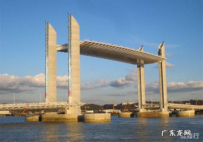 世界十大可移动桥梁排名 排名第一的是英国伦敦塔桥