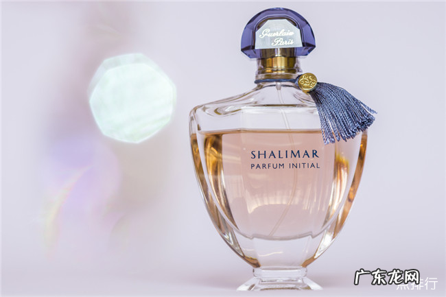 最好闻的女士香水排名 香奈儿5号仅排第四