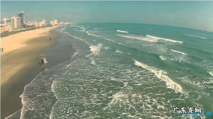 世界十大最著名的海滩旅游景点 游客们的最佳选择