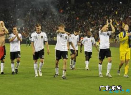 世界杯史上十大黑哨比赛 马拉多纳“上帝之手”诞生