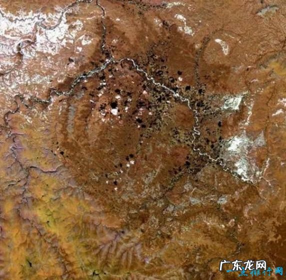 世界上最大的10个陨石坑排行榜第9个看得人心慌
