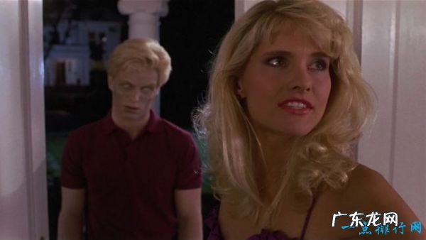 丧尸电影排行榜前十名 最经典刺激的丧尸片推荐!