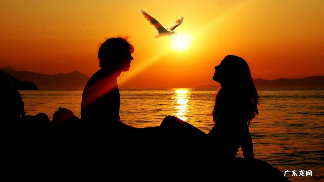 十二月情侣发的句子