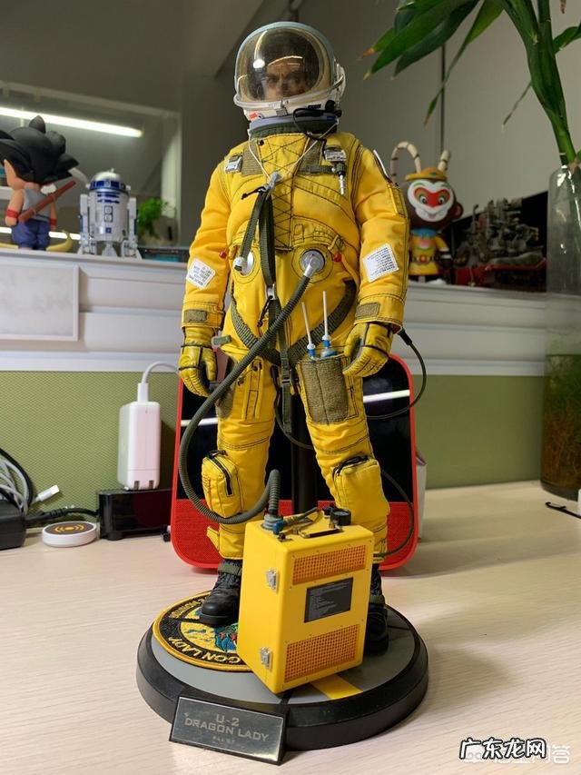 我现在在苏州上市公司上班,主管ji1.5万算什么水平