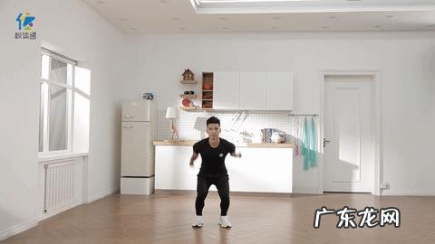 怎样通过练习提高立定跳远成绩?