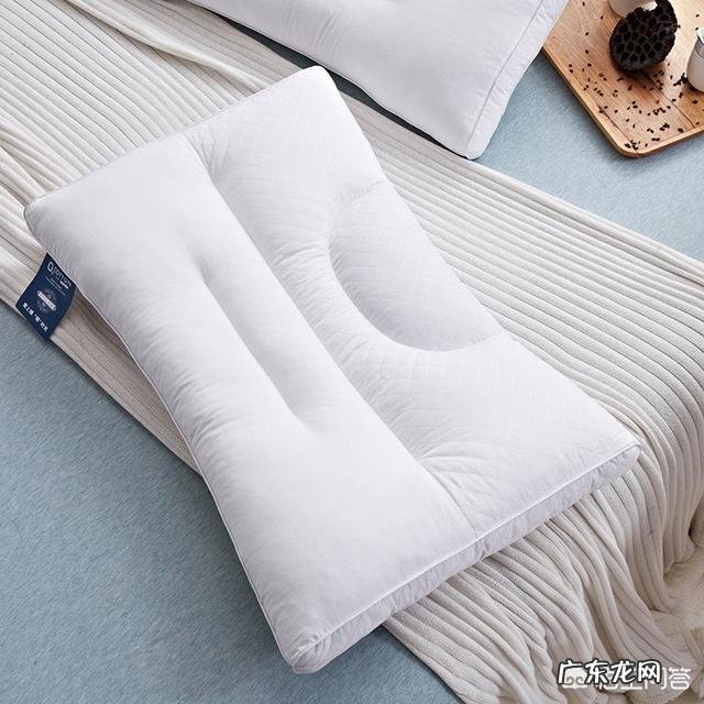 睡觉用什么枕头好?