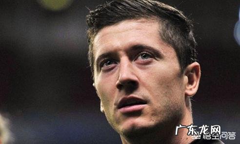 连续三个赛季进球超过40球,拜仁球员莱万是否已经是梅西C罗之后世界第三射手?