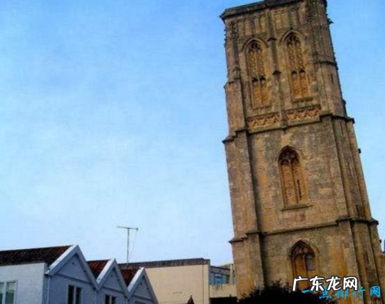 世界上十大最古老的斜塔，虎丘塔被誉为中国的比萨斜塔