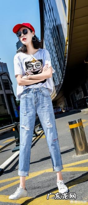夏天有哪些好看的牛仔裤搭配呢?