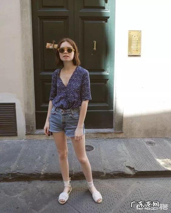 夏天有哪些好看的牛仔裤搭配呢？