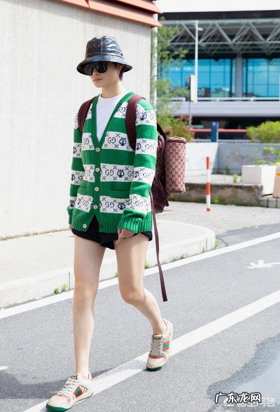 秋天如何搭配针织开衫？