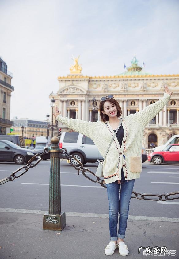 秋天如何搭配针织开衫？