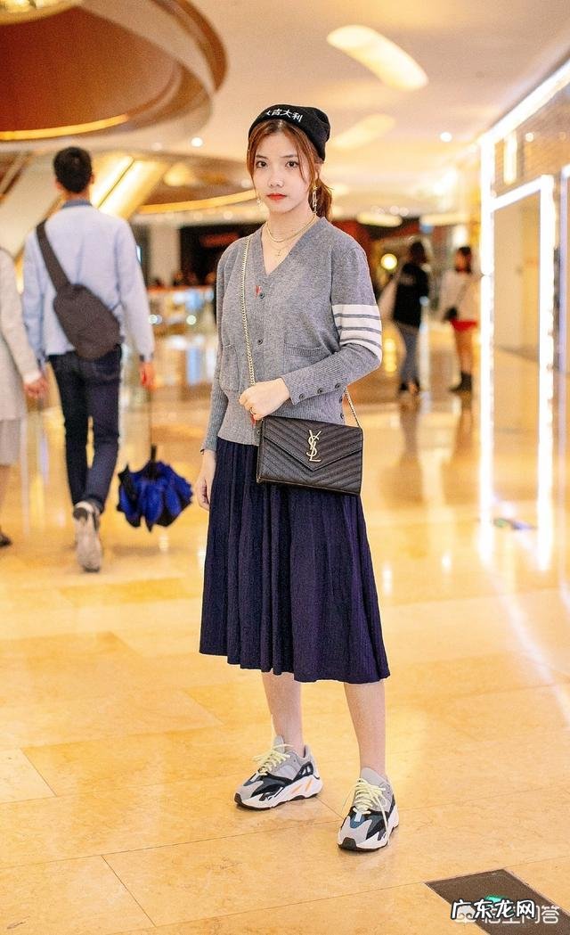 秋天如何搭配针织开衫？