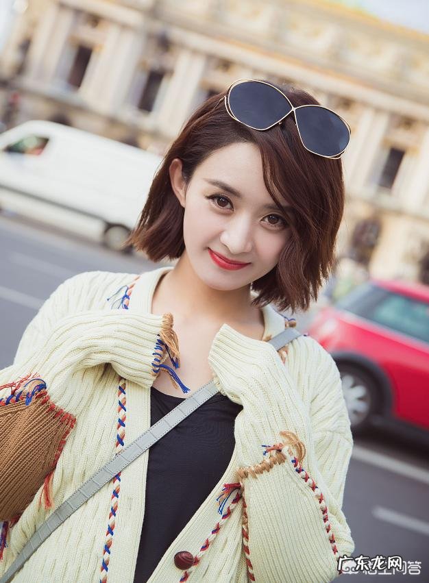 秋天如何搭配针织开衫？