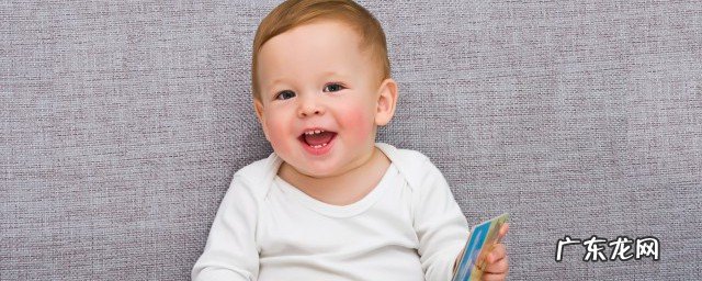 2岁的宝宝爱扔东西怎么办