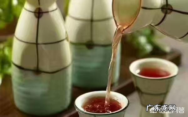 杨梅加酵母粉能发酵成酒吗?