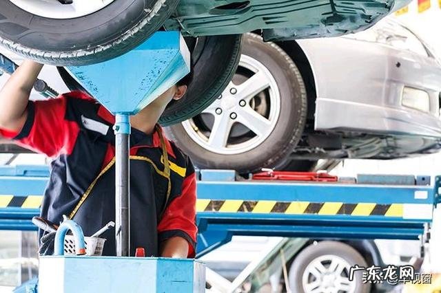 现在有私家车的人越来越多,开个汽车美容店或维修店很赚钱吗