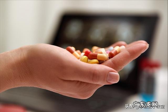 抗菌药和消炎药相比,哪种消炎的效果比较好