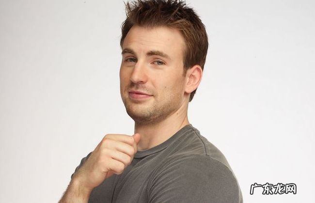 世界十大最帅男演员 詹米·多南位居榜首