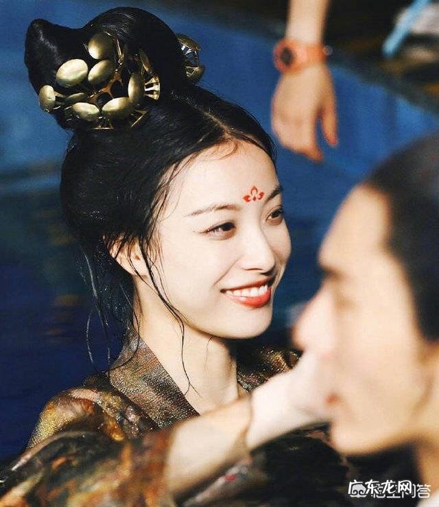 陈坤和倪妮凌晨“发糖”,粉丝激动询问是要官宣吗,你怎么看