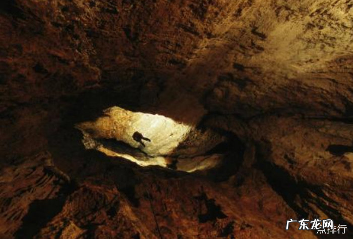 世界上最深的十个洞穴 库鲁伯亚拉洞穴深7188英尺