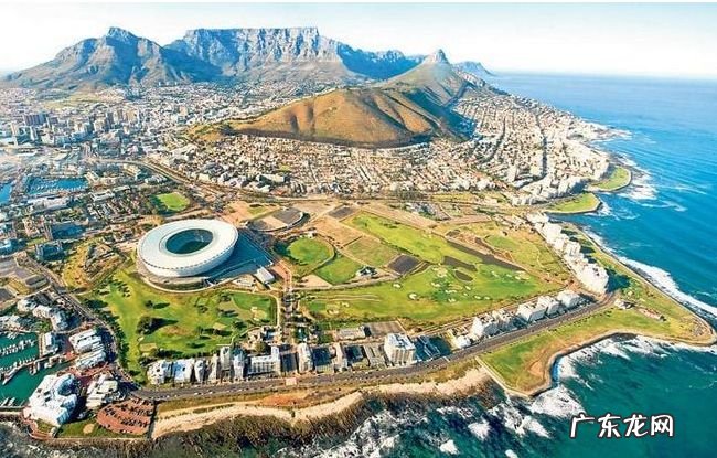 世界十大最美城市 充斥着如梦幻般的美景