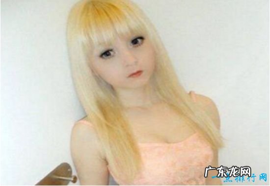 世界上最白的人 白化病萝莉维纳斯·巴勒莫