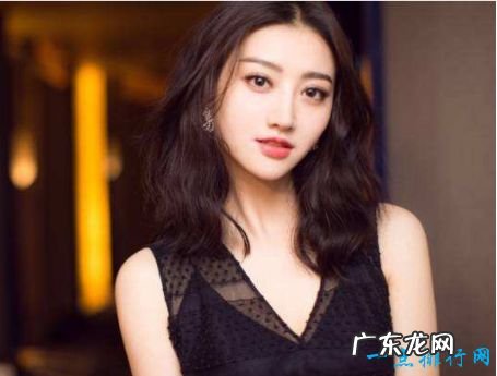 娱乐圈最有背景的十大女星 景甜背景说出来吓死你