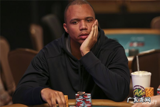 世界十大最富有的德州扑克选手 Dan Bilzerian净资产达到了1.5亿美元