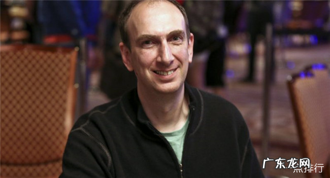 世界十大最富有的德州扑克选手 Dan Bilzerian净资产达到了1.5亿美元