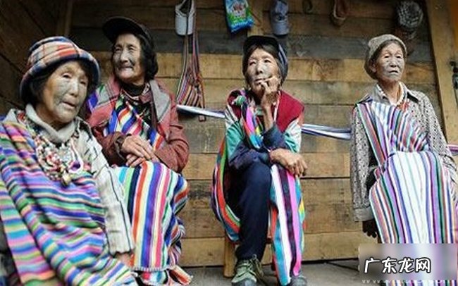 中国人口最少的民族 塔塔尔族只有3556人