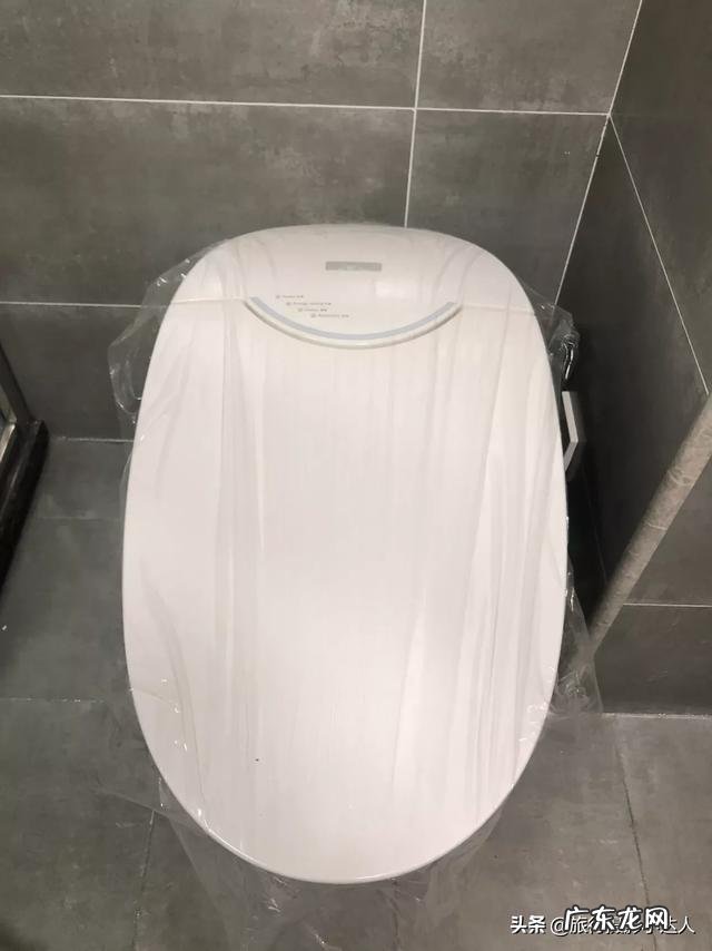 智能马桶怎么选择，真的能改善便秘、缓解痔疮吗？