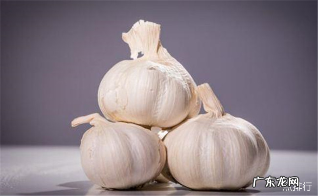 治疗痤疮的最好方法 10种治疗痤疮的方法