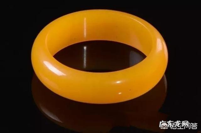 和田玉手镯什么颜色好?