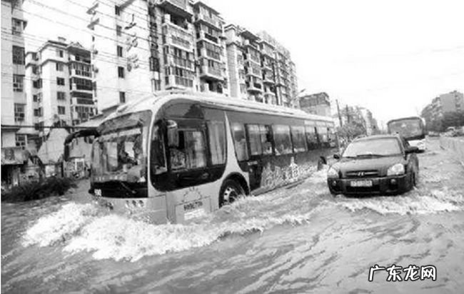 武汉十大鬼楼 传说最吓人的居然是雄楚大街晒湖