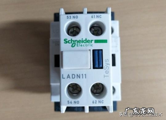 接触器只有常开点怎样才能变成常闭点？