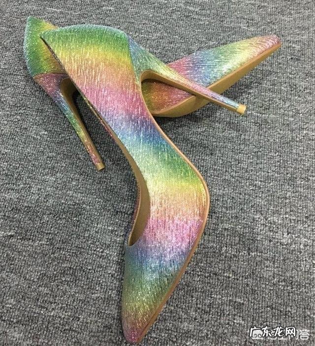 怎样挑选适合自己的高跟鞋？